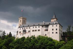 Готический средневековый замок рожмберк-над-влтавой Замок розенберг чехия
